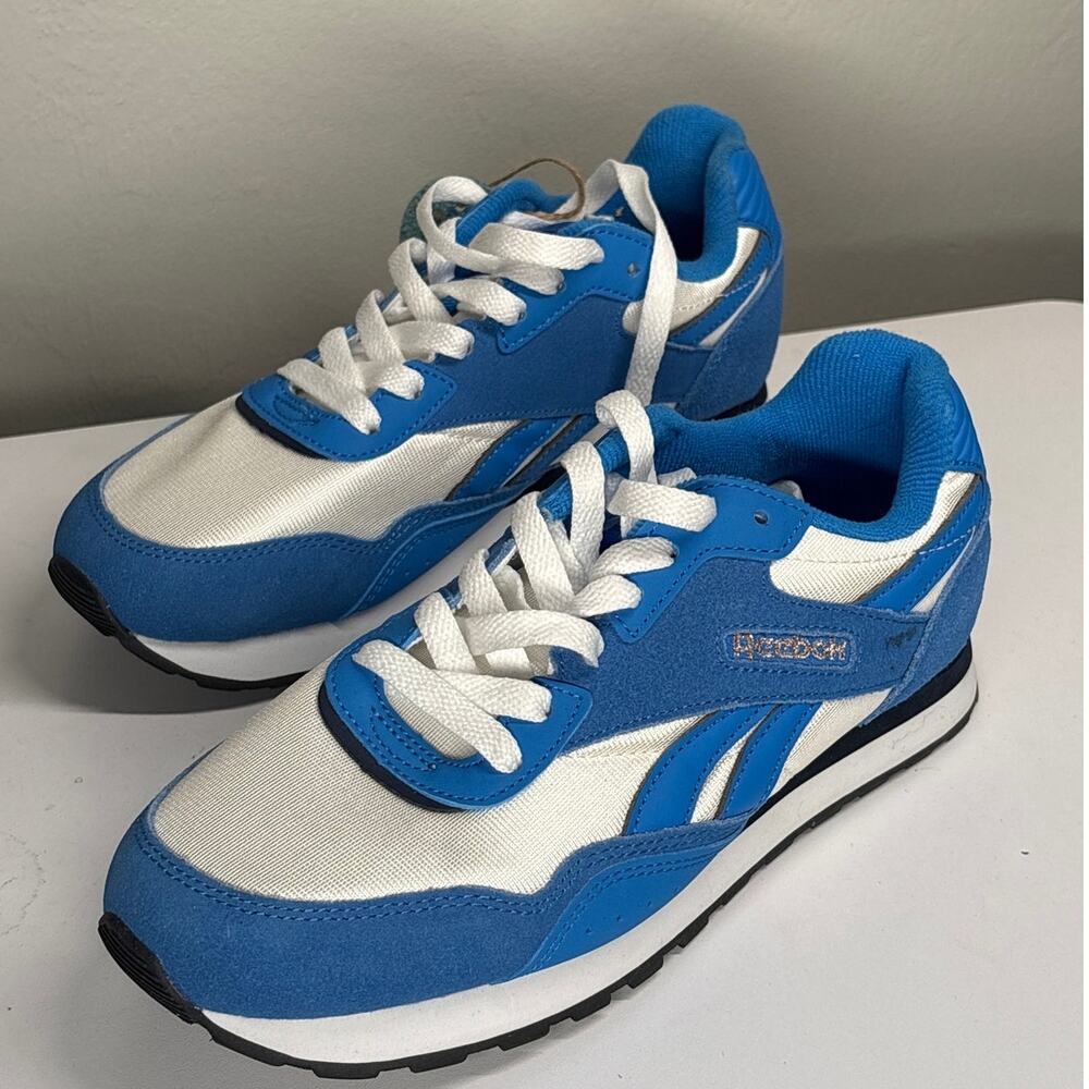 Reebook Classsic AZ Sneakers Womens 7 37.5 White Blue 30345WMC Lifestyle Running